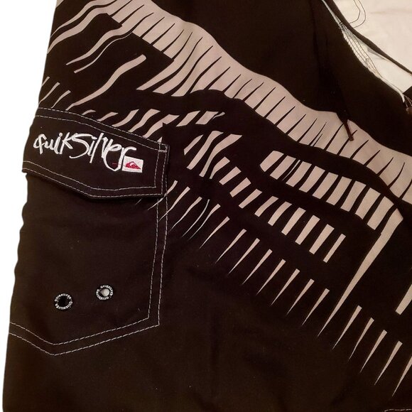 Quiksilver Teen Swimwear Waterman size 32 Black and white - Picture 2 of 4